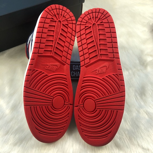 Nike Air Jordan 1 MID SE USA Sneakers - Picture 4 of 6